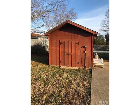 2144 Colonial Ln, Hickory, NC 28601 photo 11
