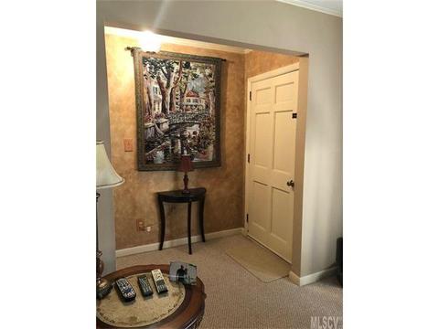 2144 Colonial Ln, Hickory, NC 28601 photo 2