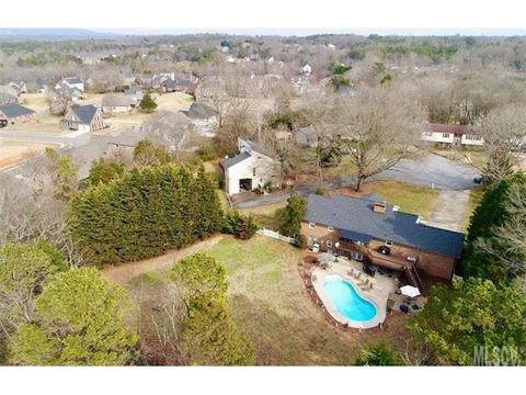 3731 9th Street Ne Dr NE, Hickory, NC 28601 photo 21