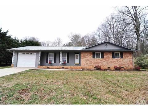 2342 25th Street Ne Dr NE, Hickory, NC 28601 photo 1
