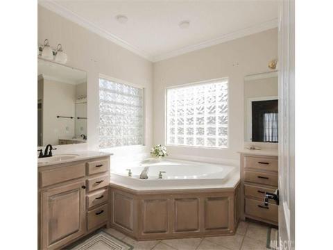 3610 Links Dr, Conover, NC 28613 photo 9
