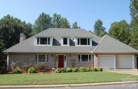 202 Constitution Dr, Morganton, NC 28655 photo 1