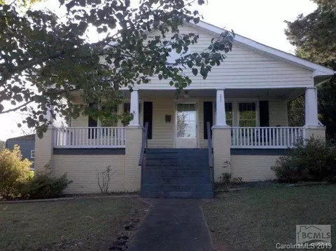 227 Summit St, Morganton, NC 28655 photo 1