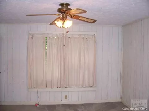201 Lenoir Rd, Morganton, NC 28655 photo 8