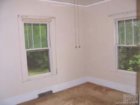 201 Lenoir Rd, Morganton, NC 28655 photo 6