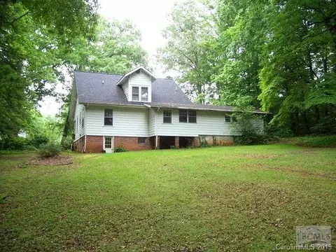 201 Lenoir Rd, Morganton, NC 28655 photo 9