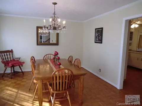 2362 Benjamin St, Morganton, NC 28655 photo 3