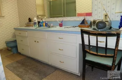 2545 Logan Dr, Valdese, NC 28690 photo 18