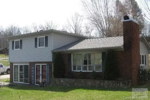 120 Mcgalliard Loop, Morganton, NC 28655 photo 1