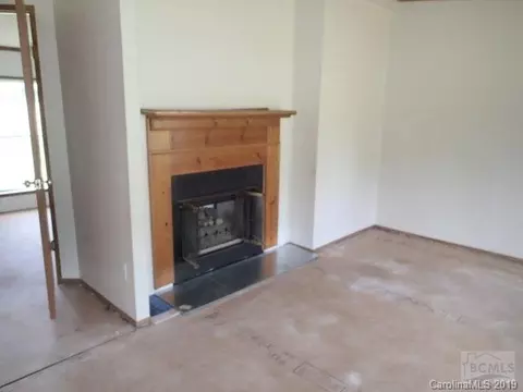 104 Roper Dr, Morganton, NC 28655 photo 13