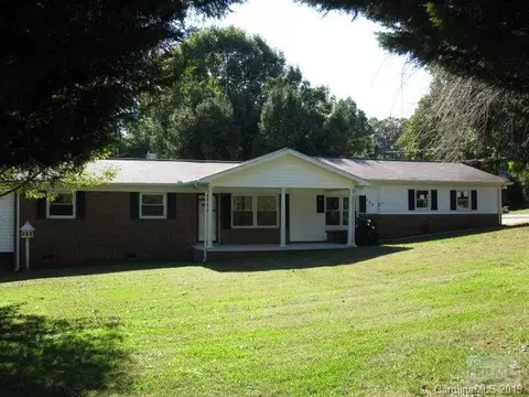 137 Shuffler Rd, Morganton, NC 28655 photo 4
