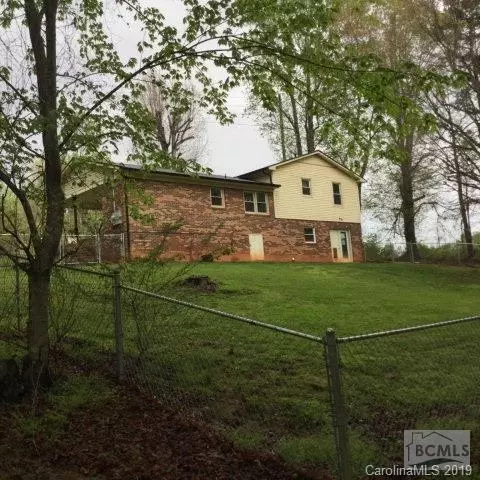 565 Causby Rd, Morganton, NC 28655 photo 4