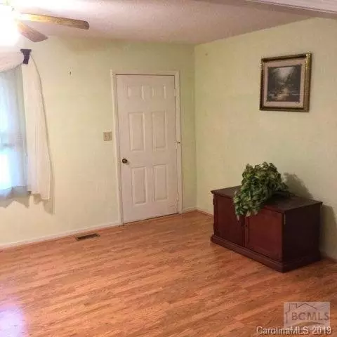 565 Causby Rd, Morganton, NC 28655 photo 10