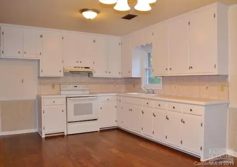 1756 Wesley Rd, Morganton, NC 28655 photo 7
