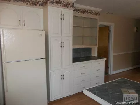 112 Powell Rd, Morganton, NC 28655 photo 5