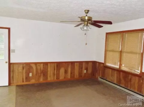 103 Cohen St, Morganton, NC 28655 photo 2