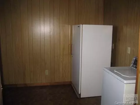 202 Mountain View St, Morganton, NC 28655 photo 10