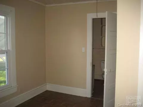 202 Mountain View St, Morganton, NC 28655 photo 7