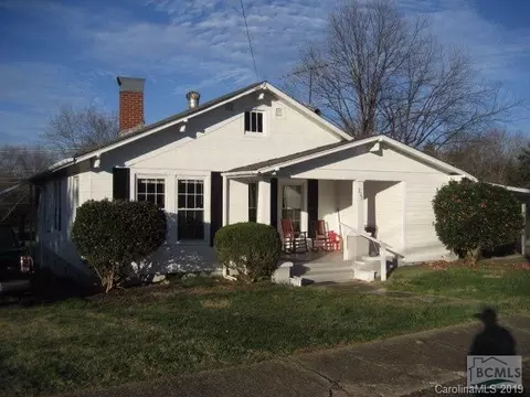 202 Mountain View St, Morganton, NC 28655 photo 2