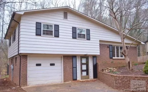 111 Wesley Dr, Morganton, NC 28655 photo 15