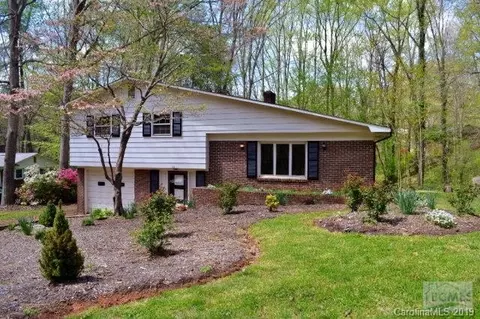 111 Wesley Dr, Morganton, NC 28655 photo 1