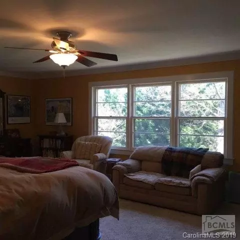 110 Pearson Dr, Morganton, NC 28655 photo 16