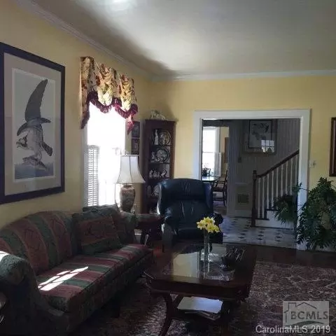 110 Pearson Dr, Morganton, NC 28655 photo 3