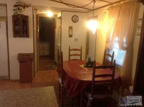 111 Highlander St, Morganton, NC 28655 photo 8