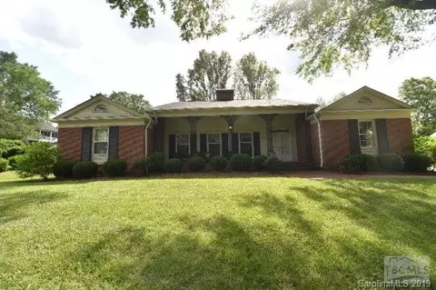 101 Terrace Pl, Morganton, NC 28655 photo 1