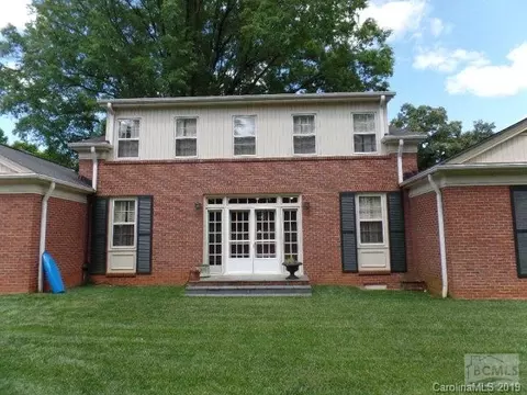 101 Terrace Pl, Morganton, NC 28655 photo 2