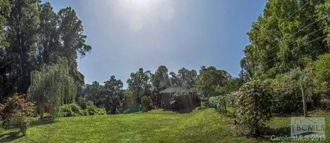 206 Davis Dr, Morganton, NC 28655 photo 15