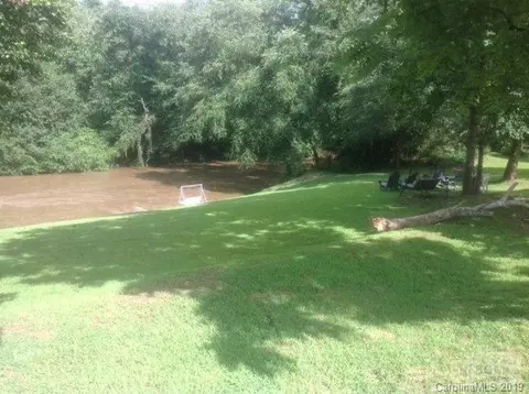 3991 Johns River Rd, Morganton, NC 28655 photo 4