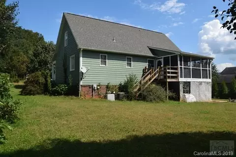107 Pinebark Ct, Morganton, NC 28655 photo 4