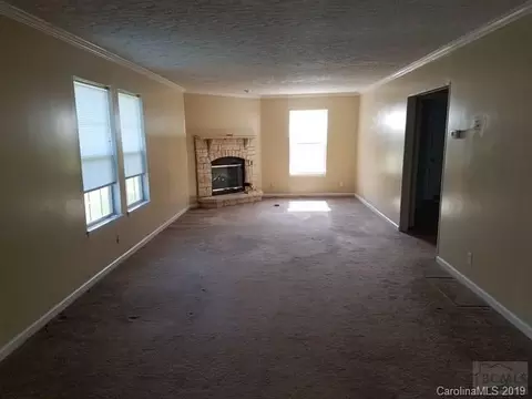 150 Buff Ave, Morganton, NC 28655 photo 4