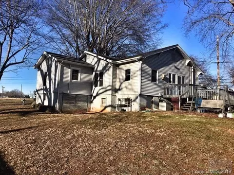2421 Keith Ave, Granite Falls, NC 28630 photo 5