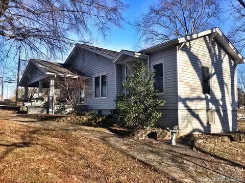 2421 Keith Ave, Granite Falls, NC 28630 photo 2