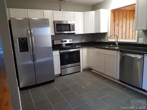 101 Drexel Dr, Morganton, NC 28655 photo 7
