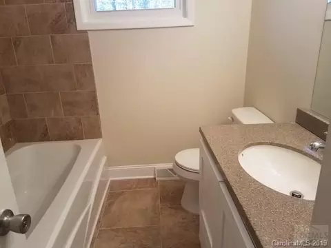 526 Causby Rd, Morganton, NC 28655 photo 9