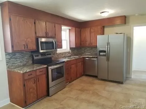 526 Causby Rd, Morganton, NC 28655 photo 4