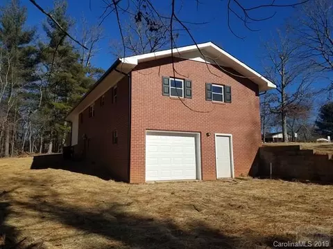 526 Causby Rd, Morganton, NC 28655 photo 2