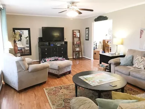 104 Crestlane Dr, Morganton, NC 28655 photo 17