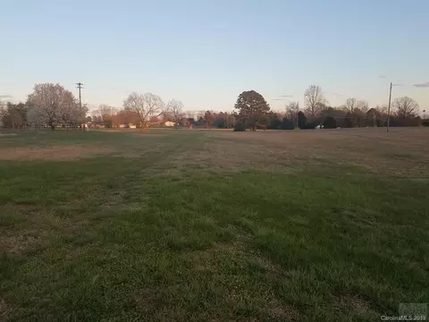 1175 Cline Yoder Rd, Hickory, NC 28602 photo 3