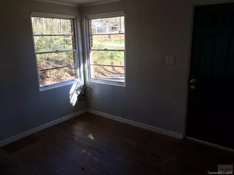 406 3rd St NW, Conover, NC 28613 photo 7