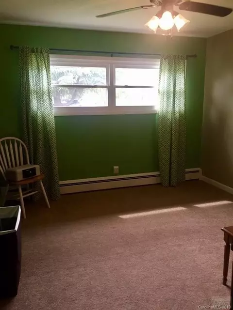 109 Griffin Dr, Morganton, NC 28655 photo 9