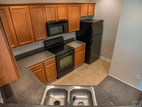 103 E Commons Dr, Morganton, NC 28655 photo 16