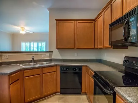 103 E Commons Dr, Morganton, NC 28655 photo 17