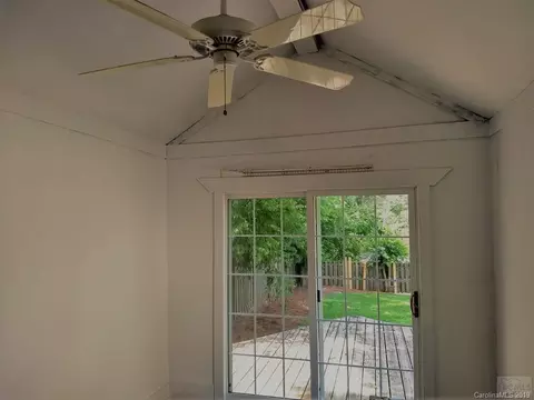 209 Walker St, Morganton, NC 28655 photo 23