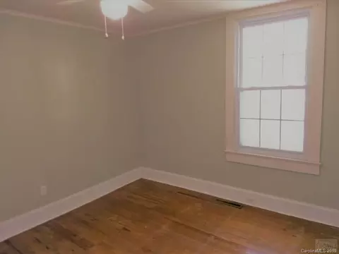 209 Walker St, Morganton, NC 28655 photo 12