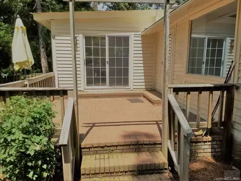 209 Walker St, Morganton, NC 28655 photo 24