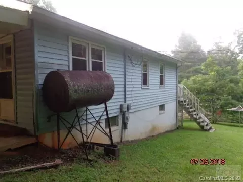 116 Glen Dale Dr, Spruce Pine, NC 28777 photo 4
